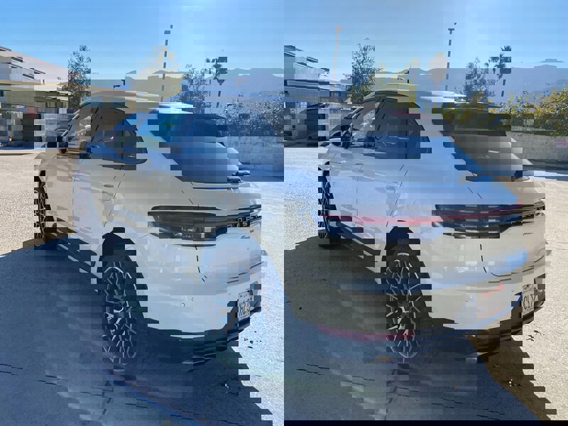 Used 2019 Porsche Macan image 18