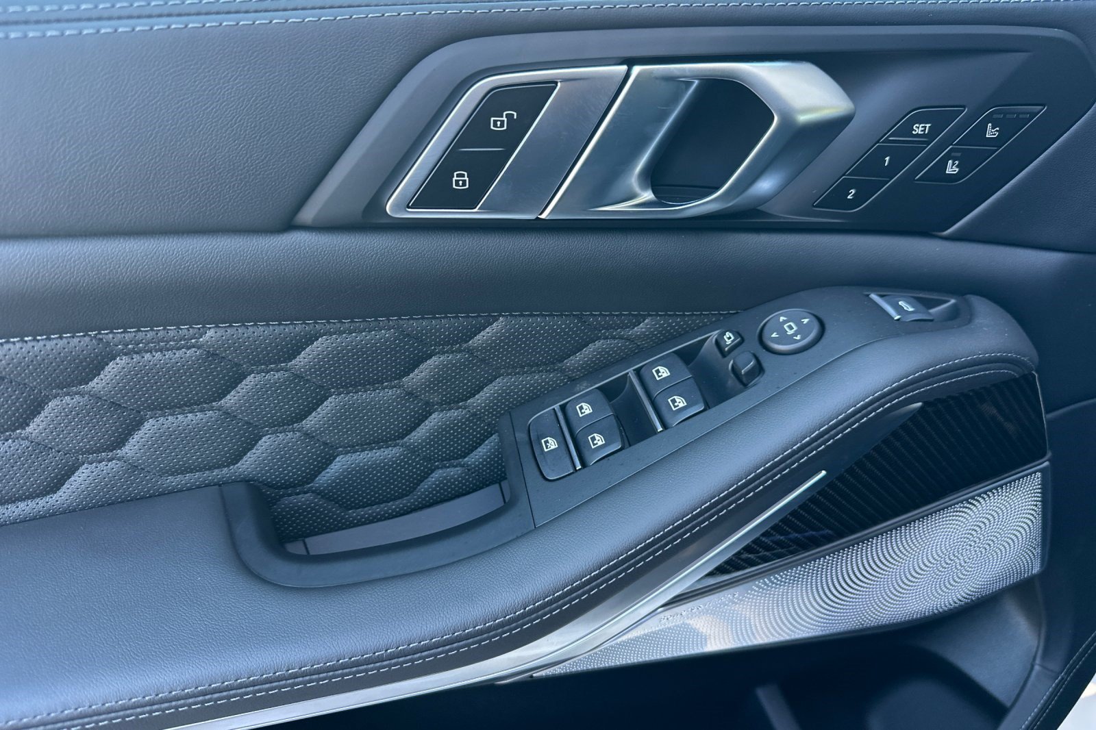 New 2026 BMW X5 M Competition w/ Executive Package AWD/4WD image 9