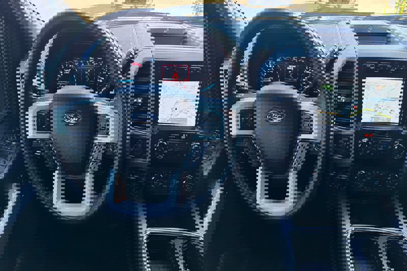 Certified 2021 Ford F350 Lariat w/ Lariat Ultimate Package image 14