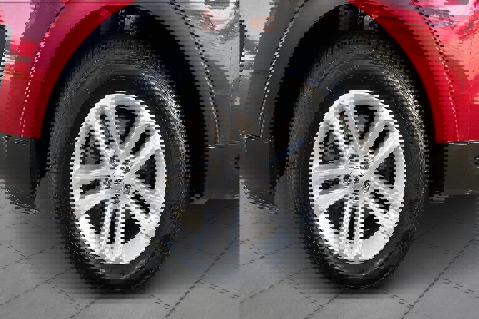 Used 2017 Ford Explorer FWD image 10