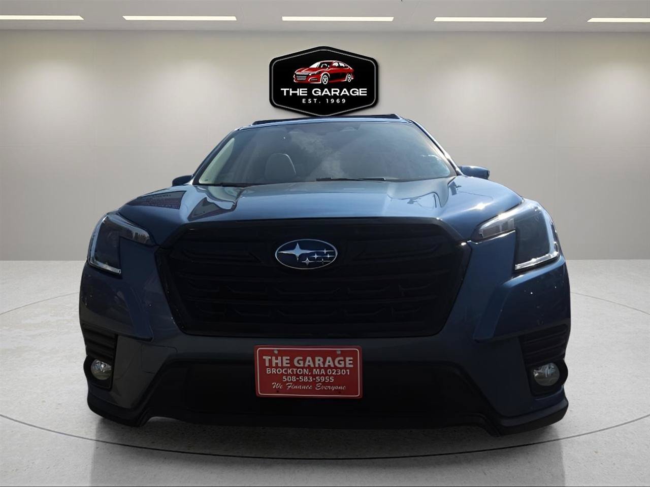 Used 2022 Subaru Forester Premium AWD/4WD image 2