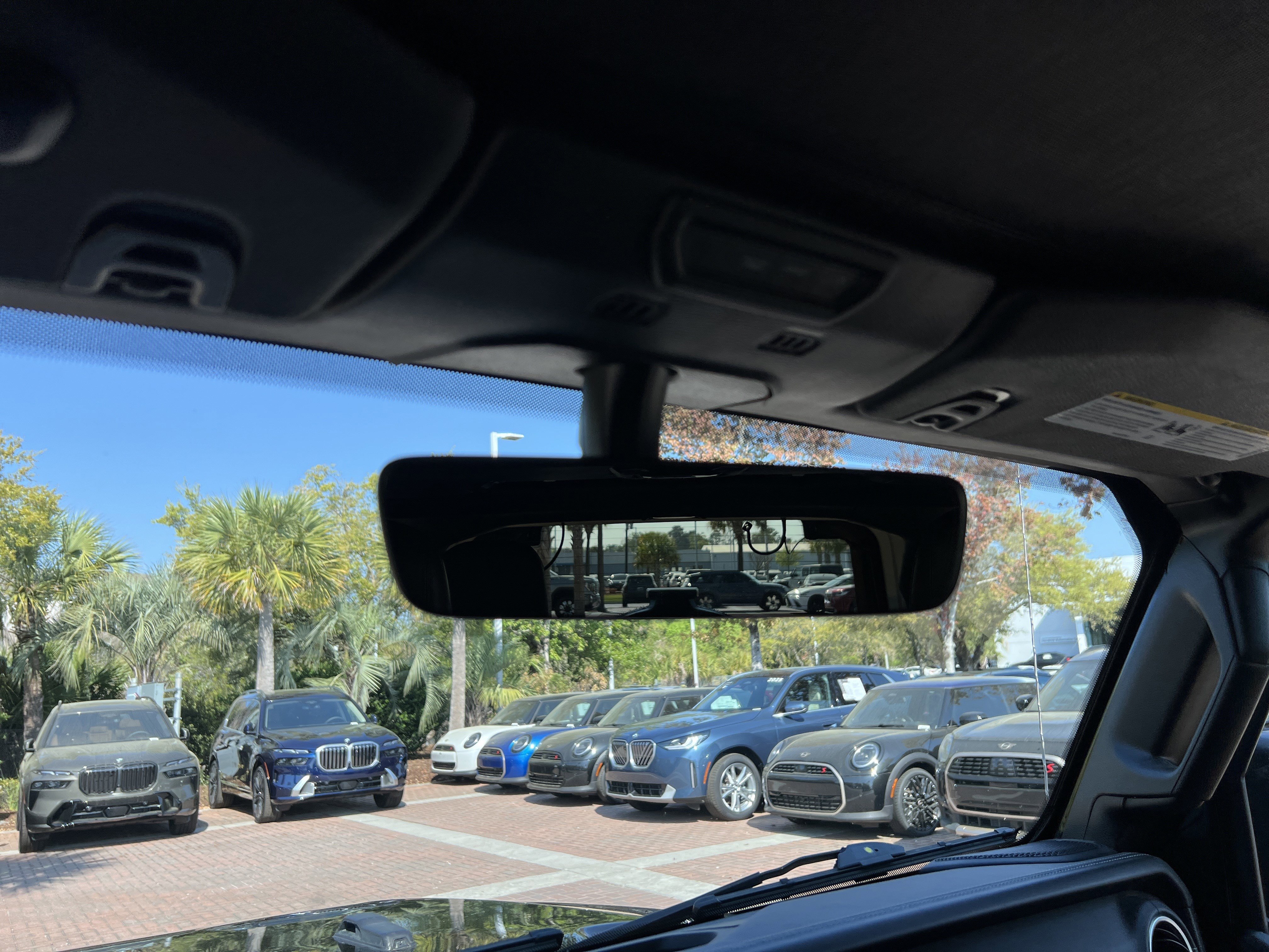 Used 2022 Jeep Wrangler Unlimited Sahara w/ Cold Weather Group image 27