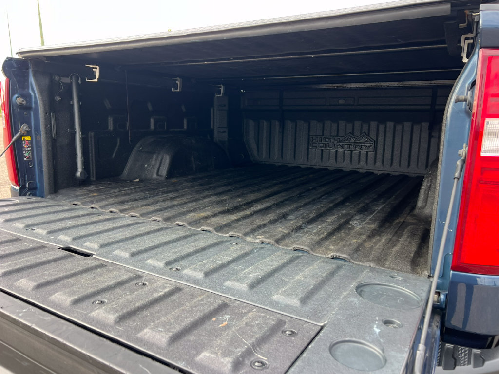Used 2022 Chevrolet Silverado 1500 High Country AWD/4WD image 12
