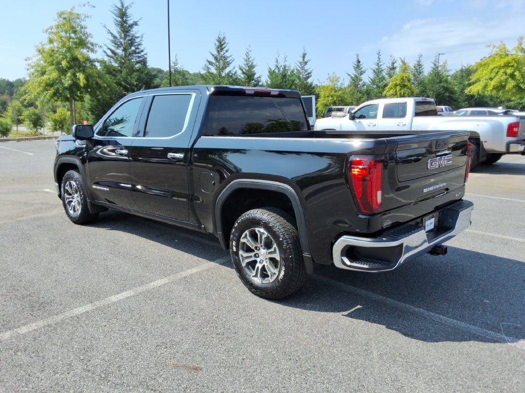 Used 2025 GMC Sierra 1500 SLT RWD image 7