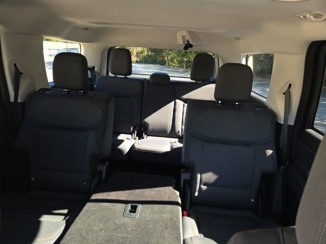 Certified 2025 Ford Expedition Active AWD/4WD image 23