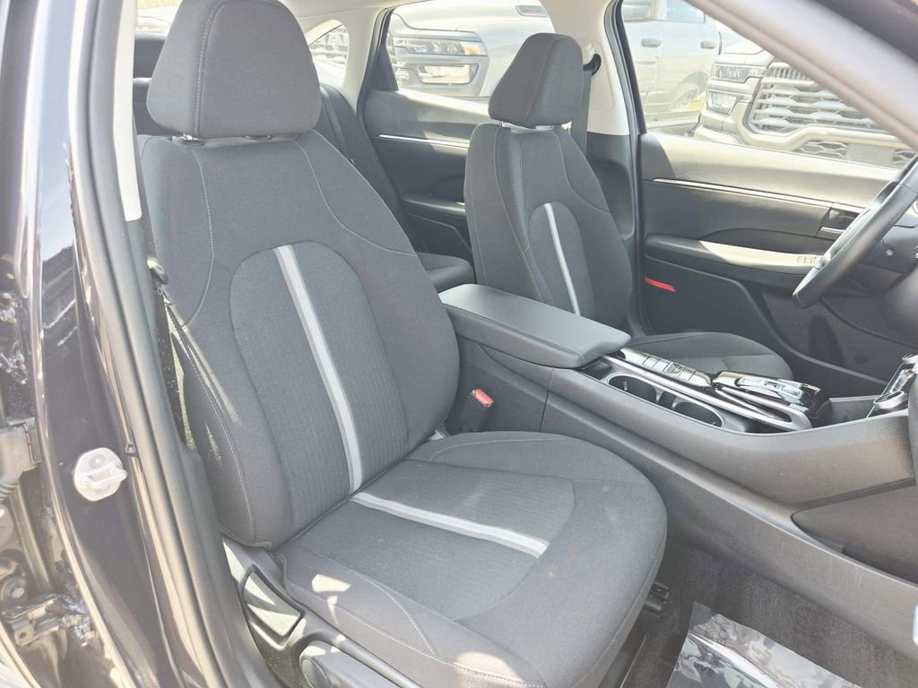 Used 2023 Hyundai Sonata SEL w/ Convenience Package image 16