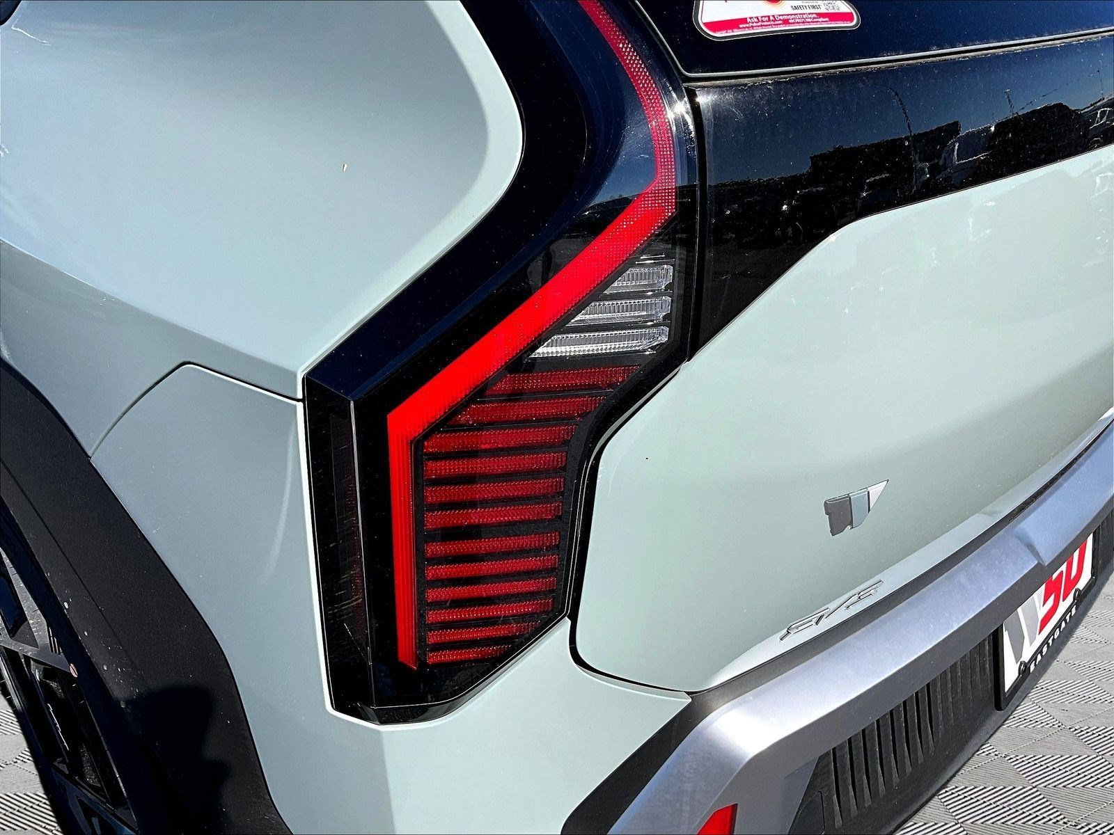 New 2027 Kia EV3 Wind AWD/4WD image 14