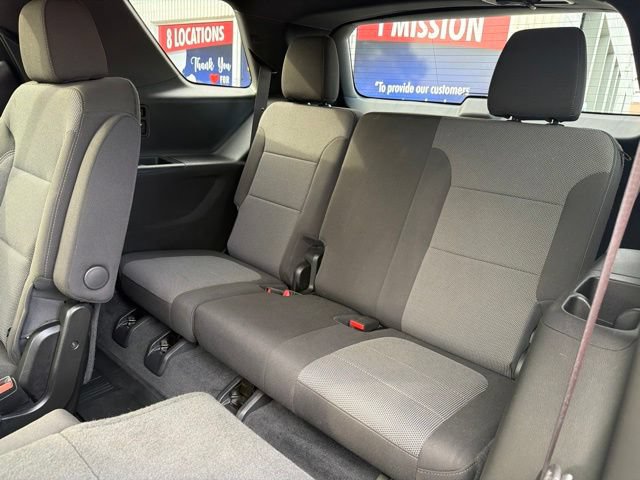 Used 2023 Chevrolet Traverse LT AWD/4WD image 25