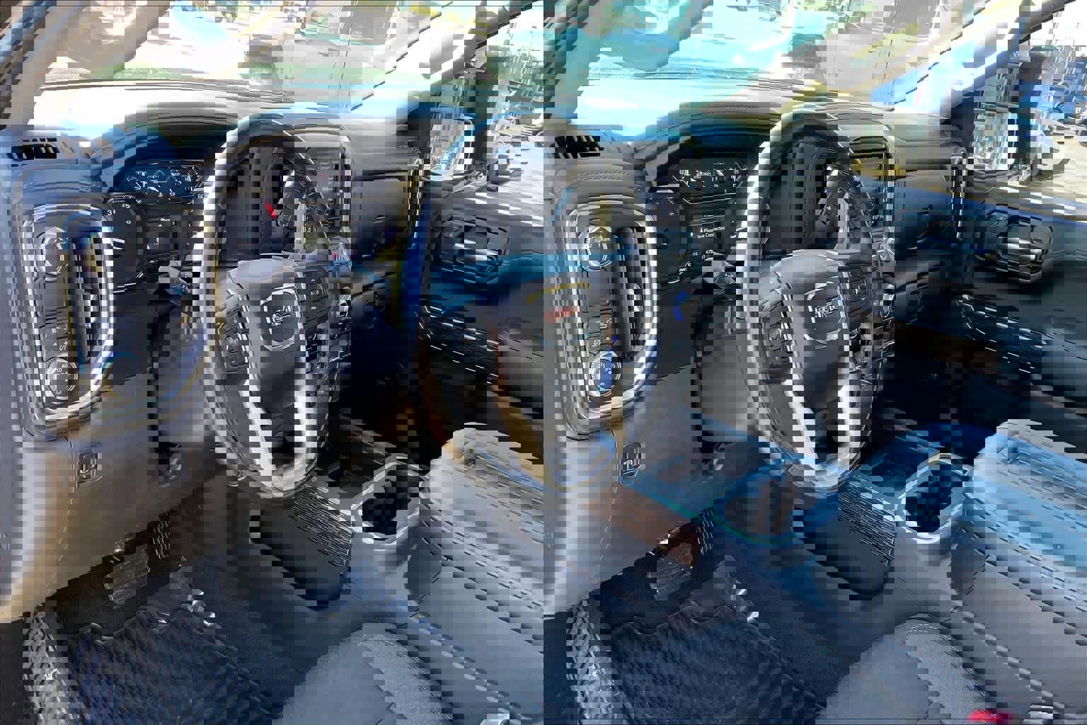 Used 2020 GMC Sierra 1500 Elevation w/ Elevation Value Package image 17