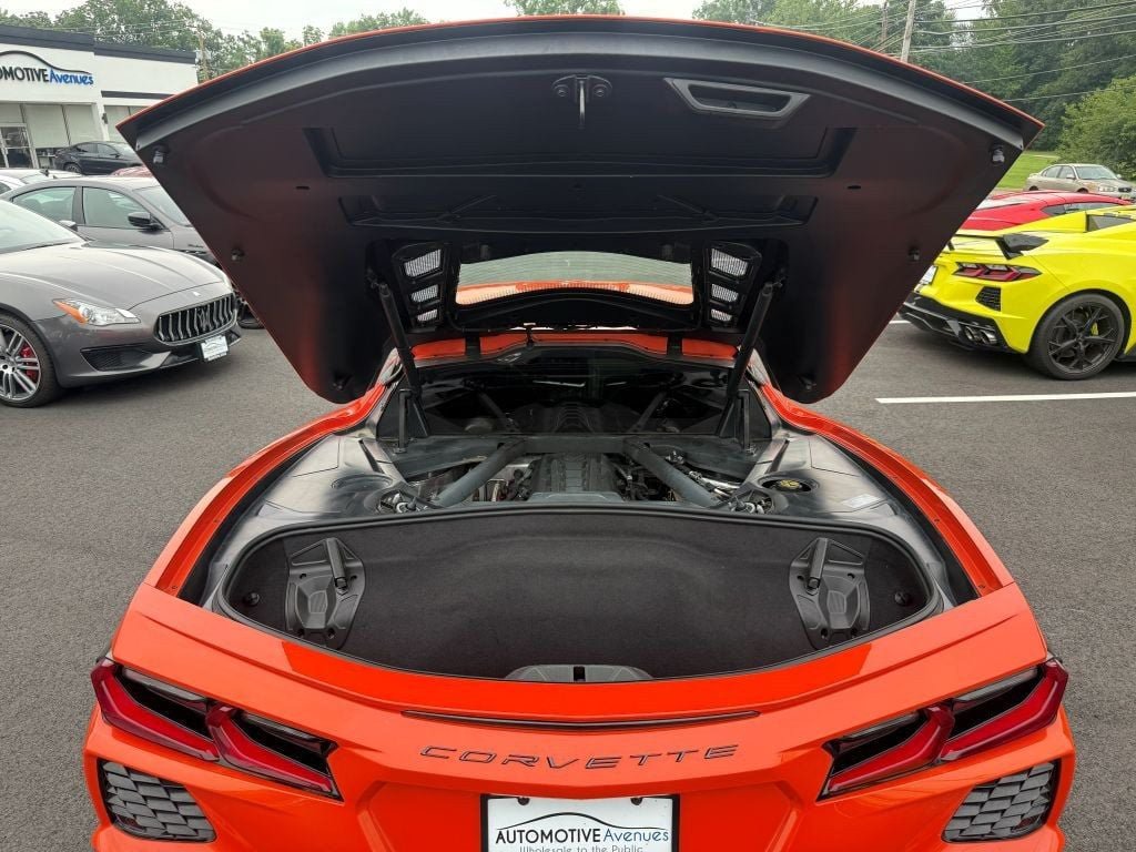 Used 2021 Chevrolet Corvette Stingray Premium Cpe w/ 3LT RWD image 6