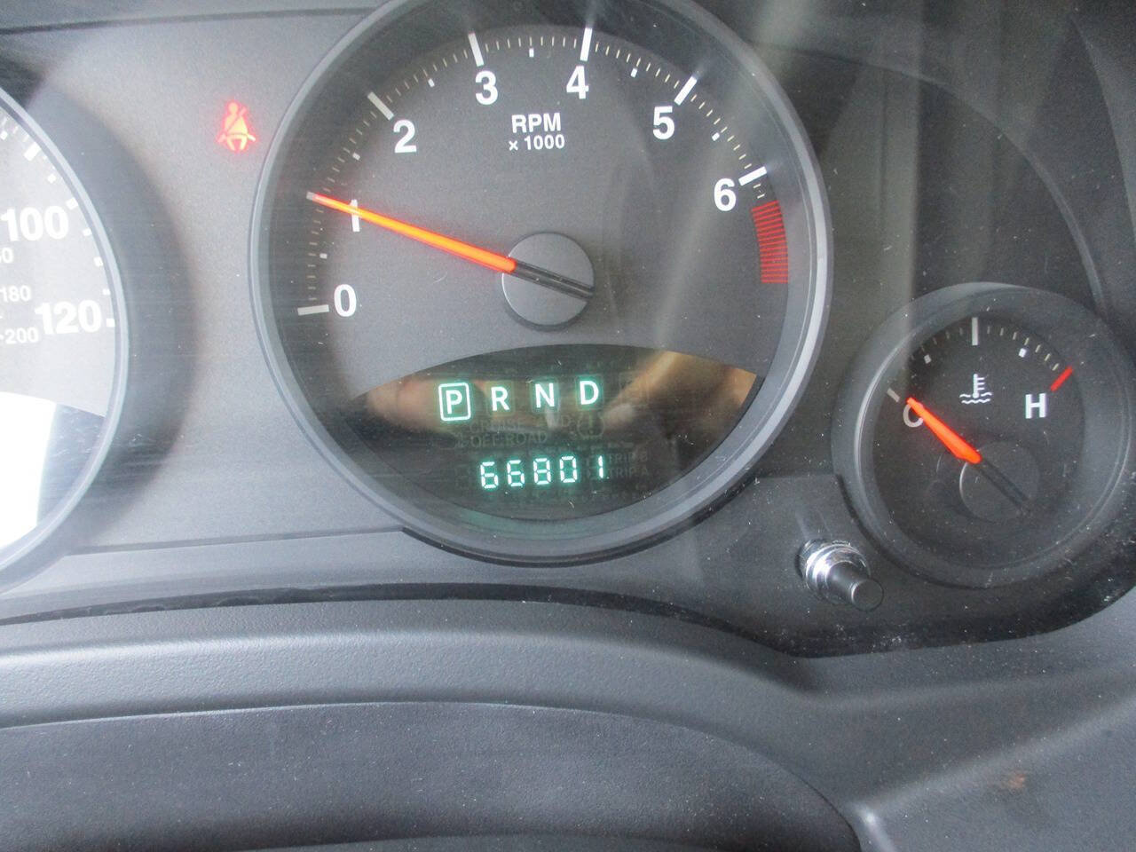 Used 2010 Jeep Patriot Sport FWD image 13