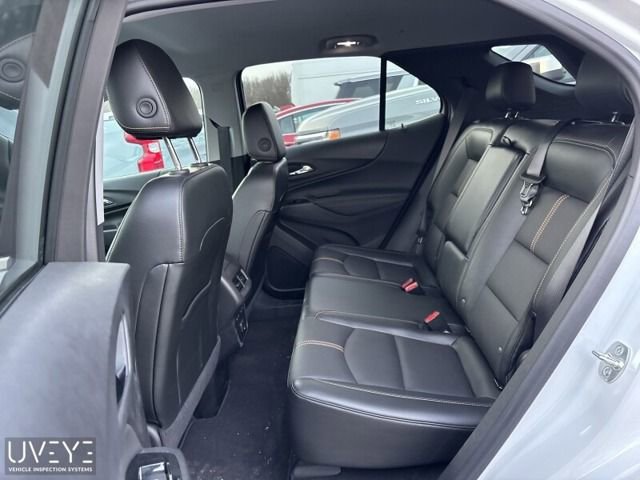 Used 2024 Chevrolet Equinox Premier image 3