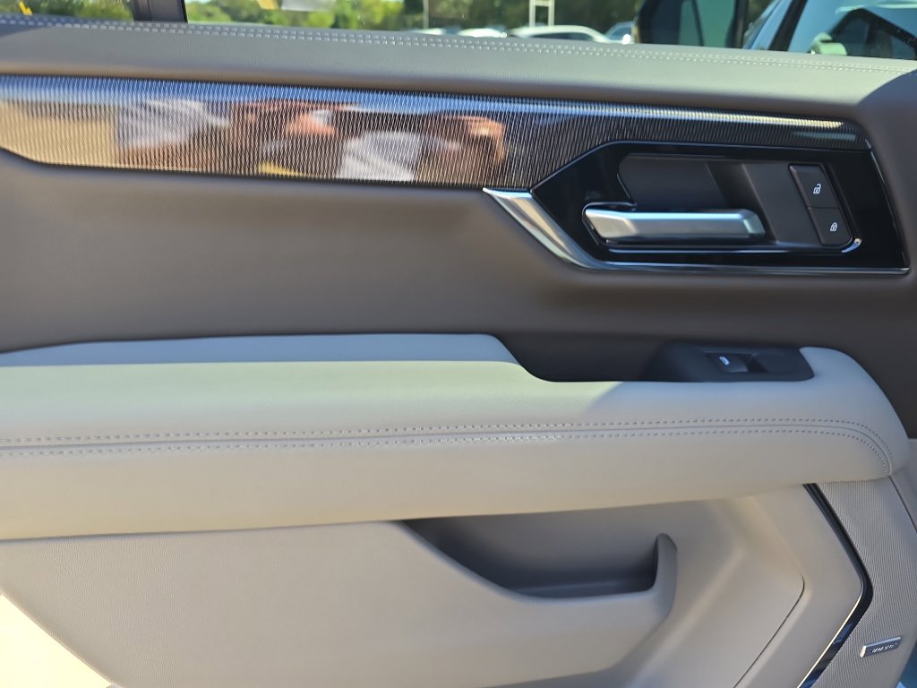 New 2026 GMC Yukon Elevation w/ LPO, Floor Liner Package image 12