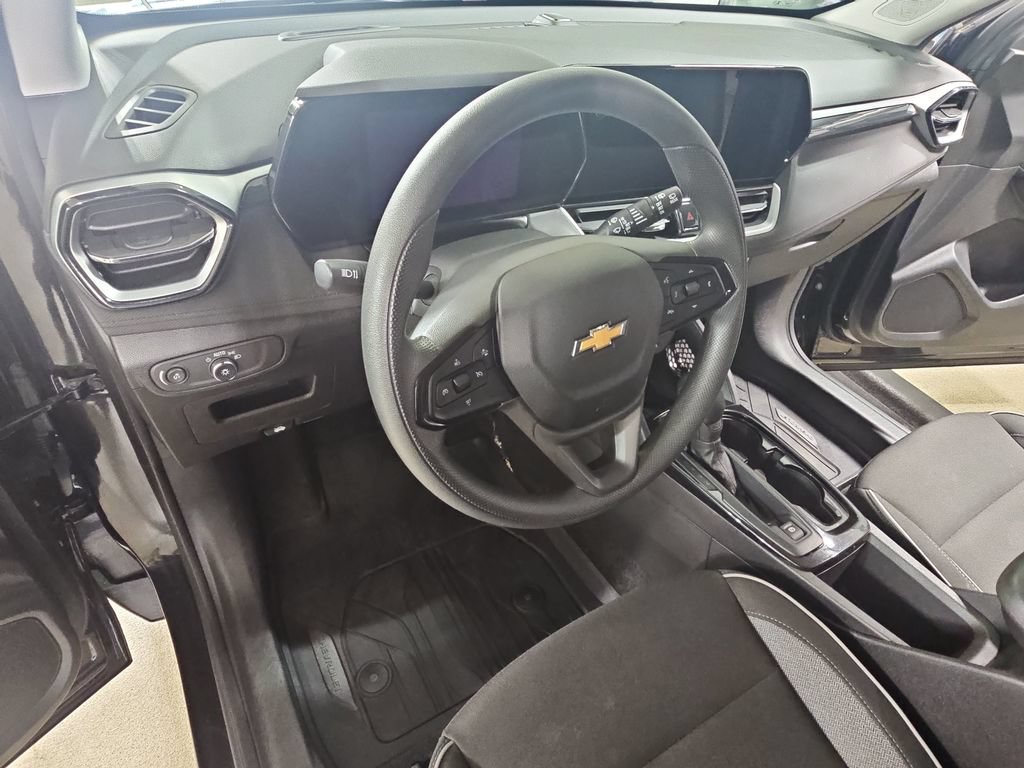 Certified 2024 Chevrolet TrailBlazer LT w/ Driver Confidence Package FWD image 19