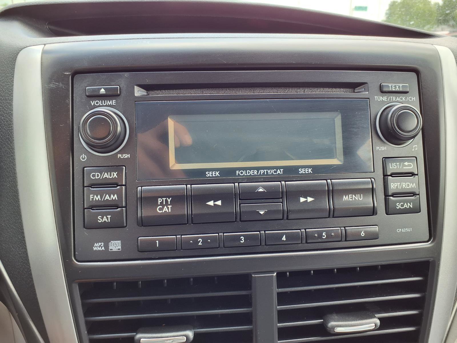 Used 2011 Subaru Forester 2.5X Premium AWD/4WD image 6