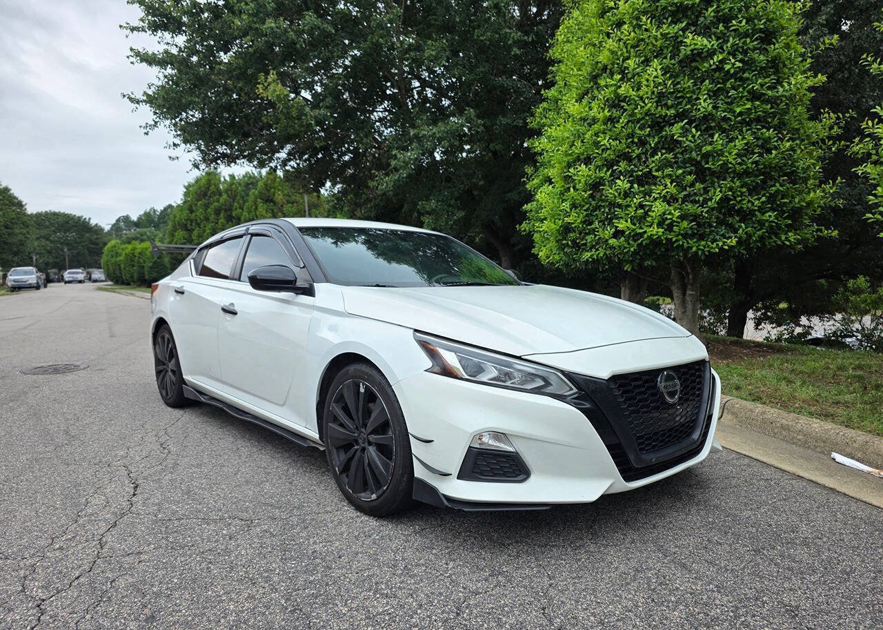 Used 2019 Nissan Altima 2.5 SR FWD image 7