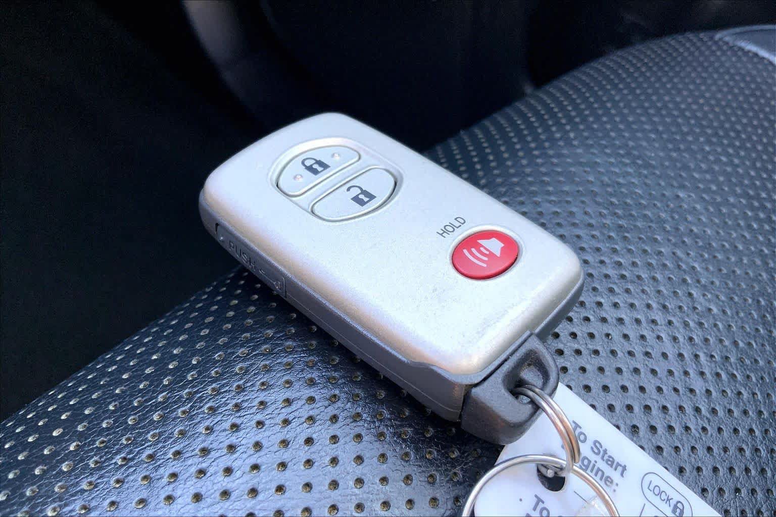 Used 2019 Toyota 4Runner Limited AWD/4WD image 15