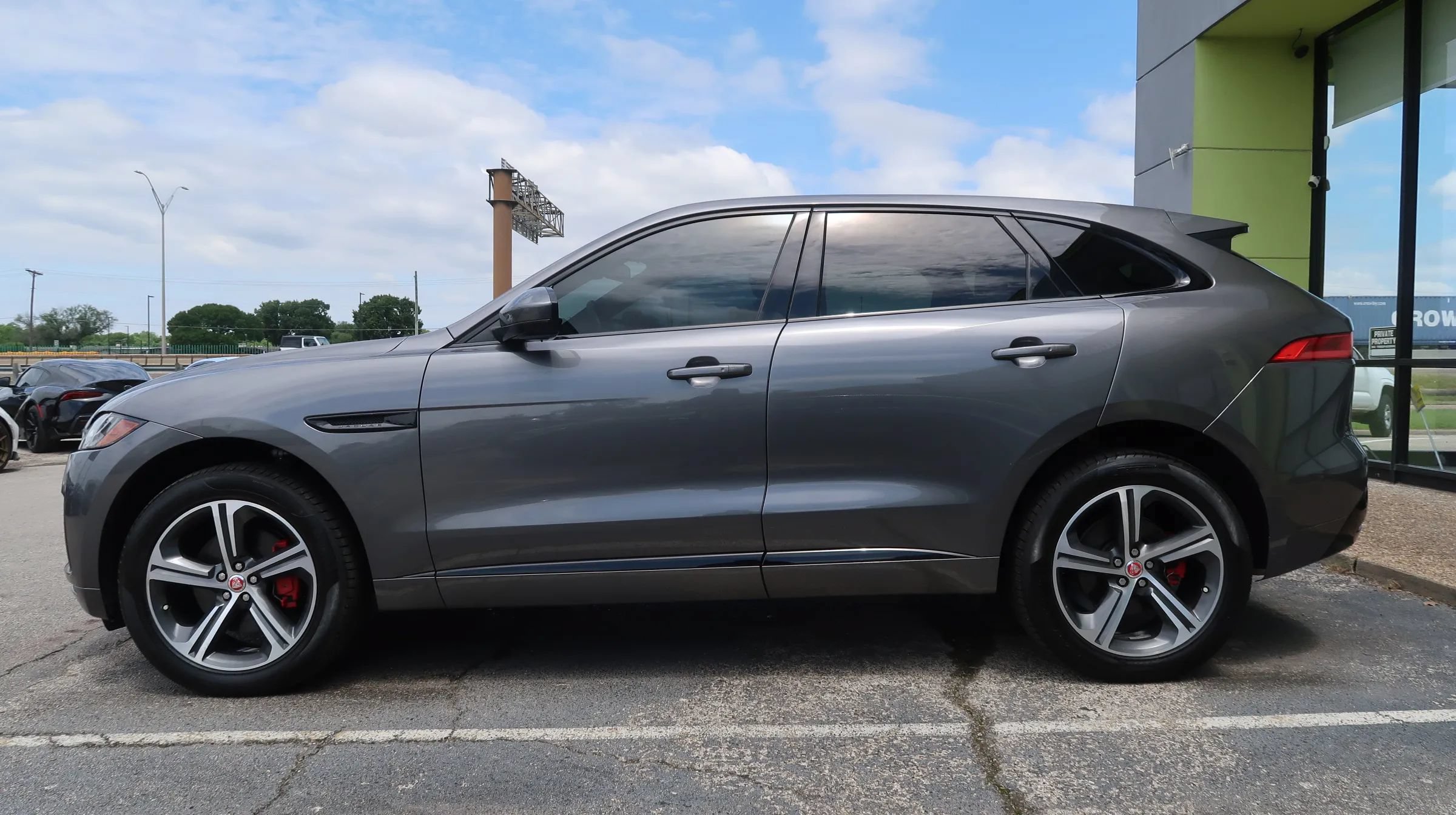 Used 2017 Jaguar F-PACE S AWD/4WD image 7