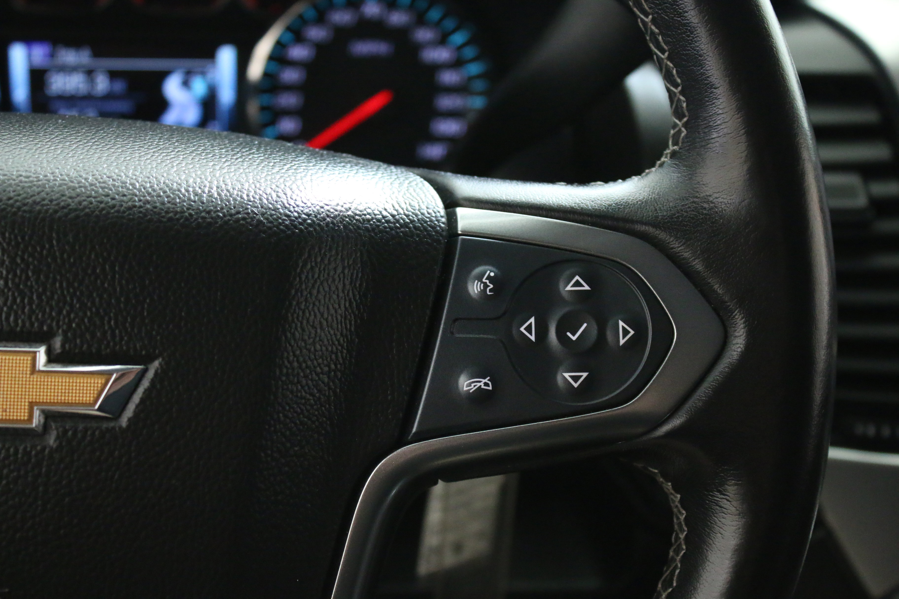 Used 2020 Chevrolet Tahoe LS image 15