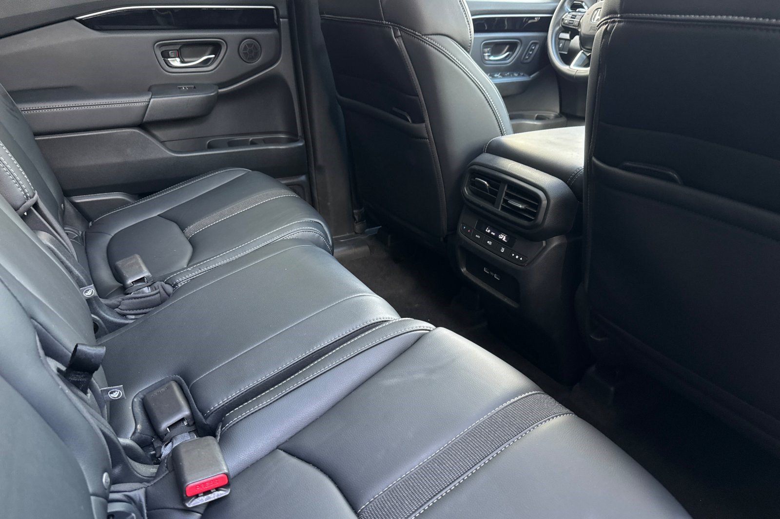 Certified 2023 Honda Pilot Touring image 33