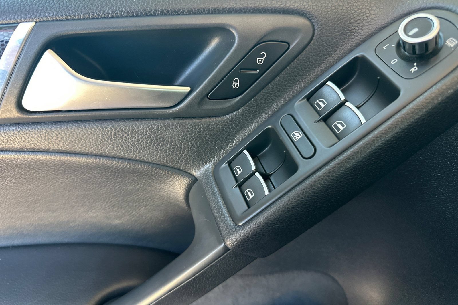 Used 2013 Volkswagen GTI Wolfsburg Edition FWD image 11