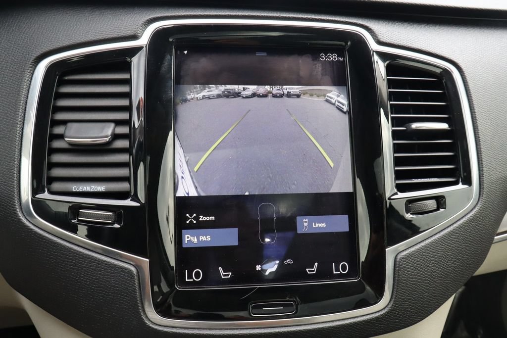 Used 2016 Volvo XC90 T6 Momentum w/ Momentum Plus Package AWD/4WD image 25
