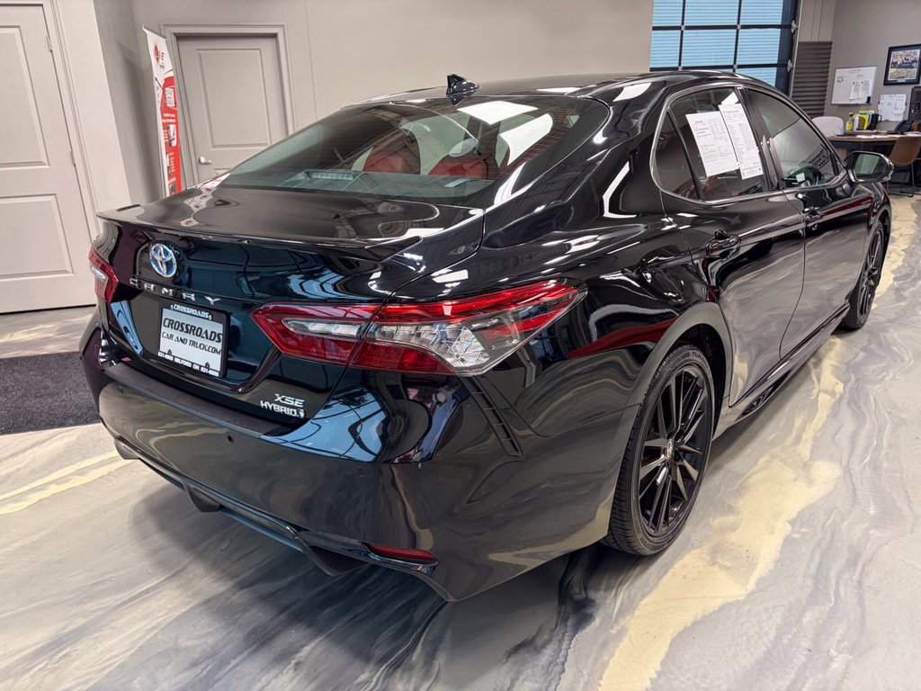 Used 2024 Toyota Camry XSE w/ Navigation Package FWD image 33