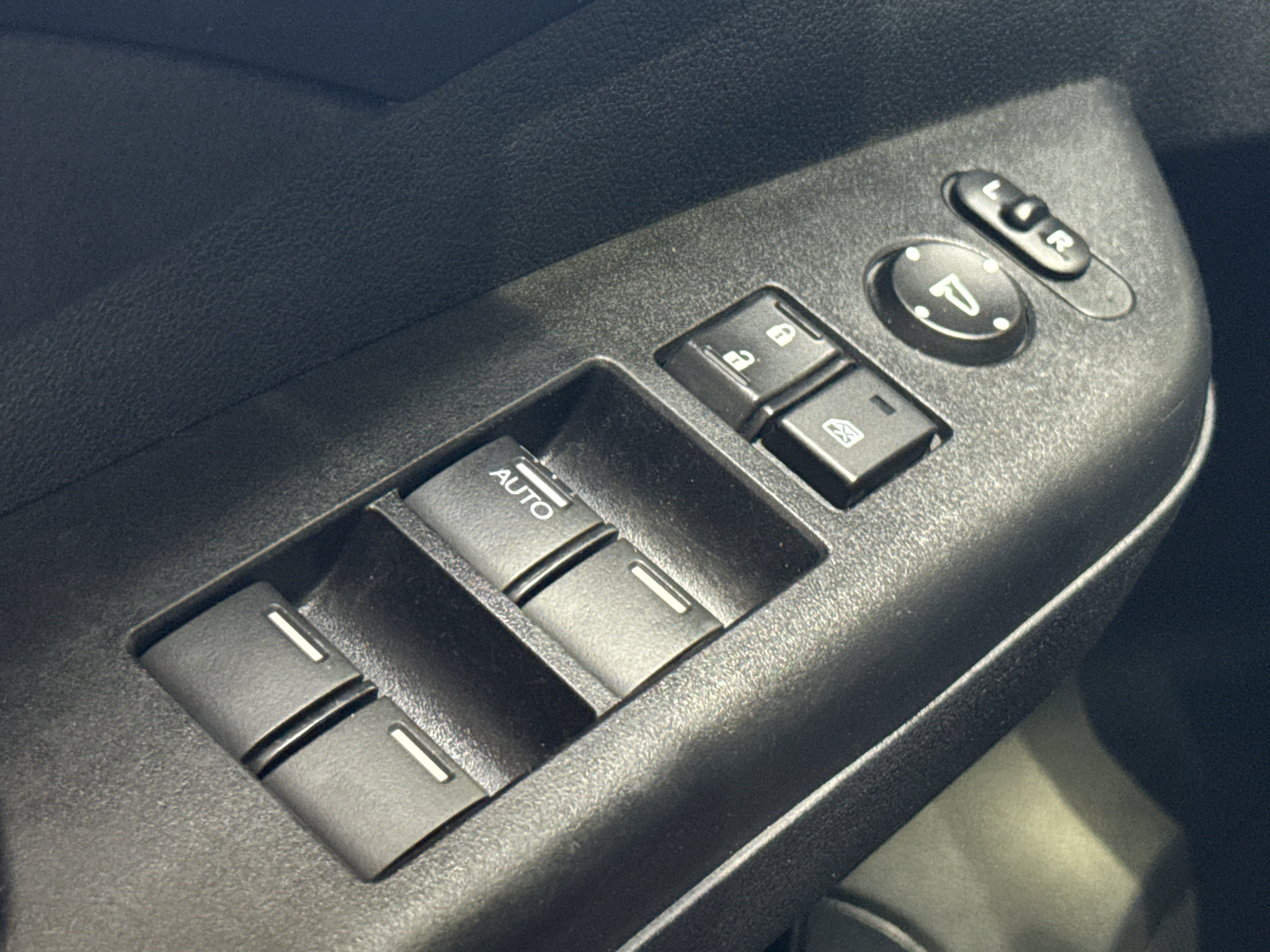 Used 2013 Honda CR-V EX image 32
