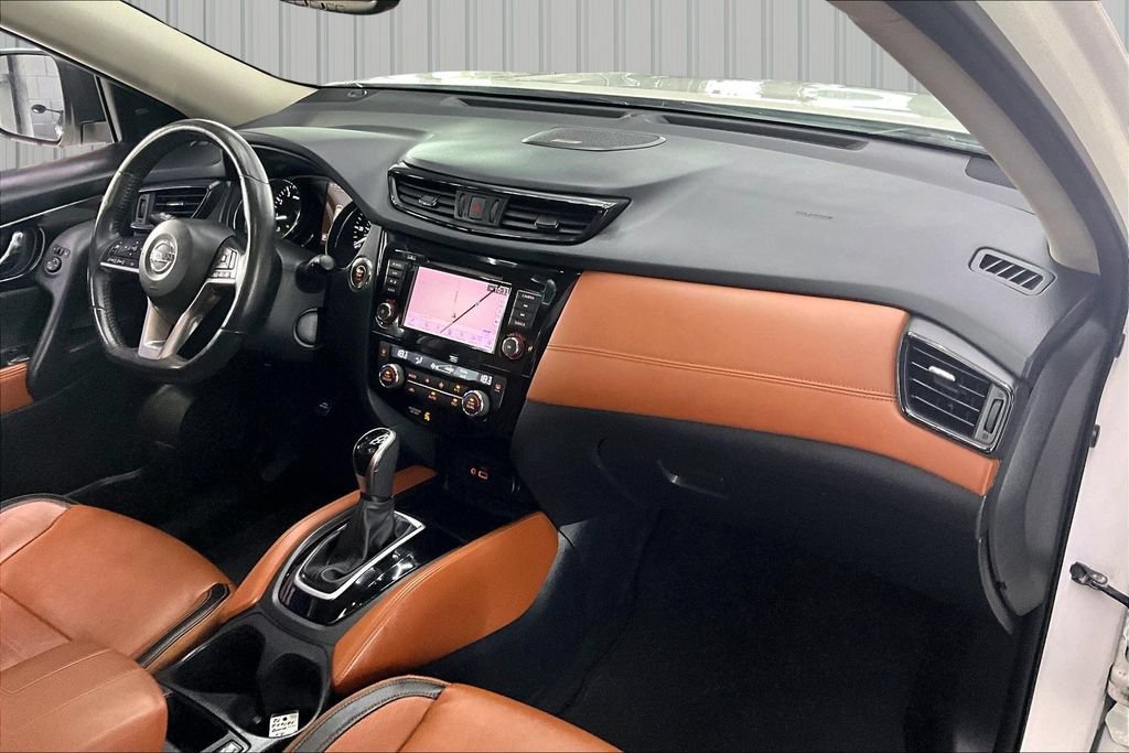 Used 2018 Nissan Rogue SL AWD/4WD image 28