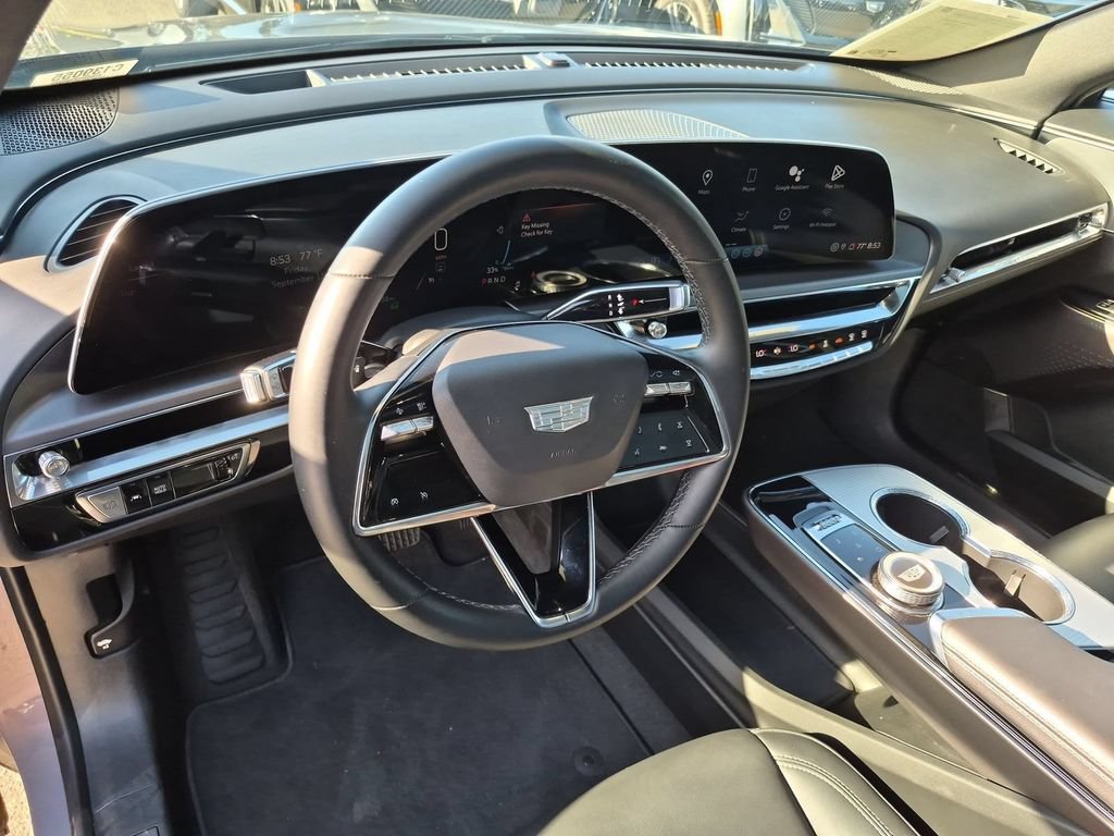 Certified 2024 Cadillac Lyriq Tech AWD/4WD image 2