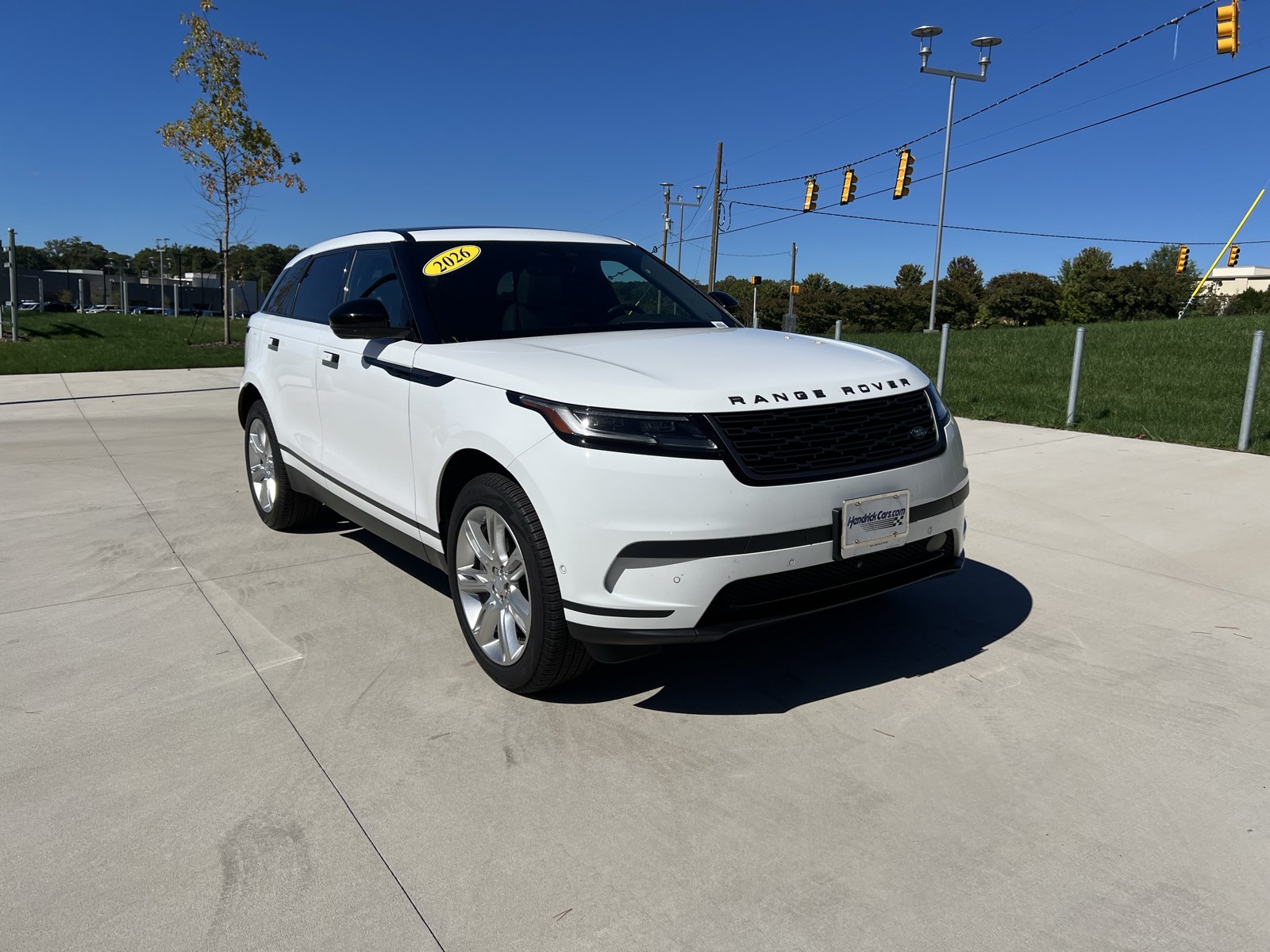 Used 2026 Land Rover Range Rover Velar S AWD/4WD image 1