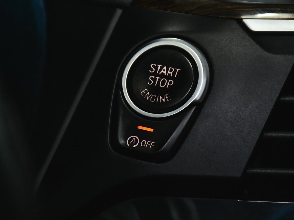 Used 2019 BMW X4 M40i image 38