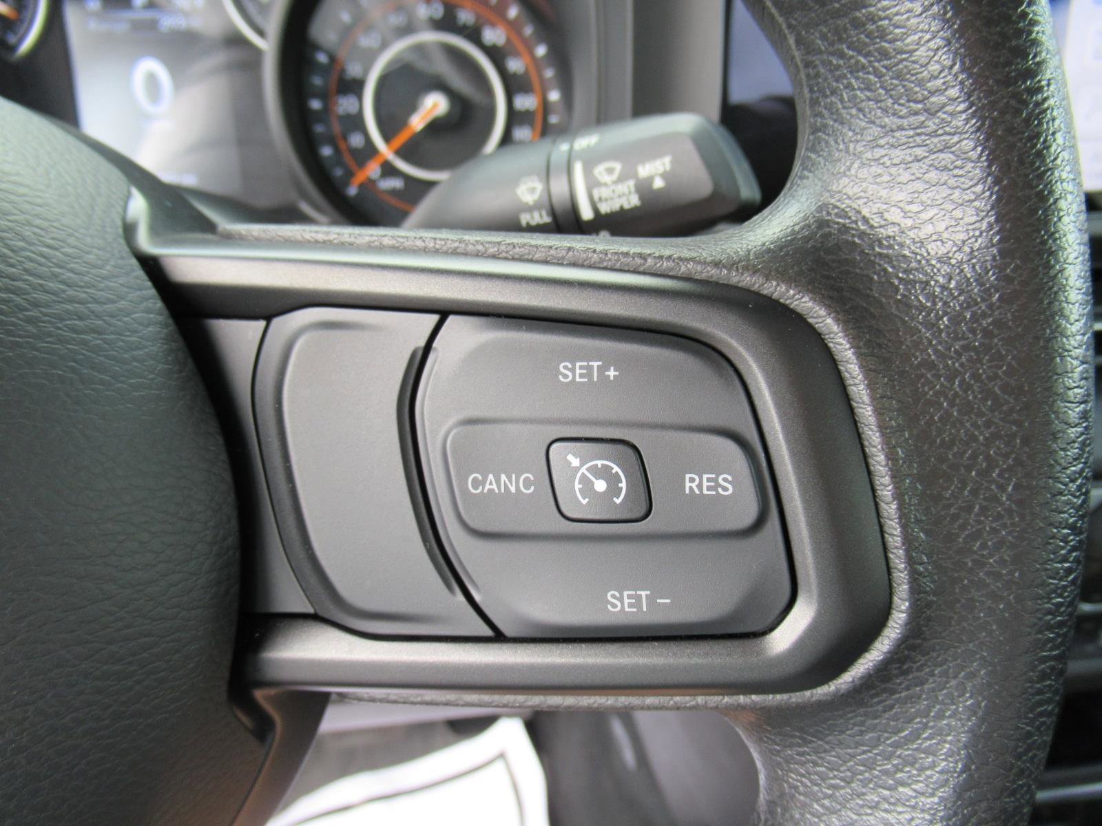 Used 2024 Jeep Gladiator Sport AWD/4WD image 23