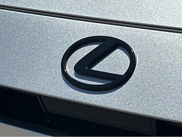 New 2026 Lexus TX 500h AWD image 43