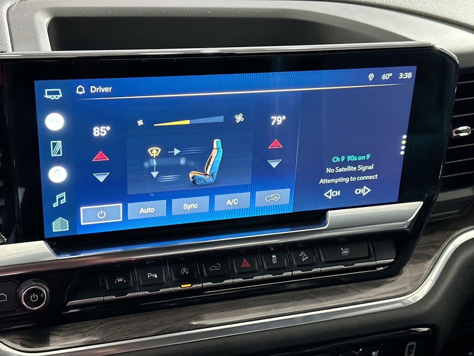 Used 2022 Chevrolet Silverado 1500 LTZ image 27