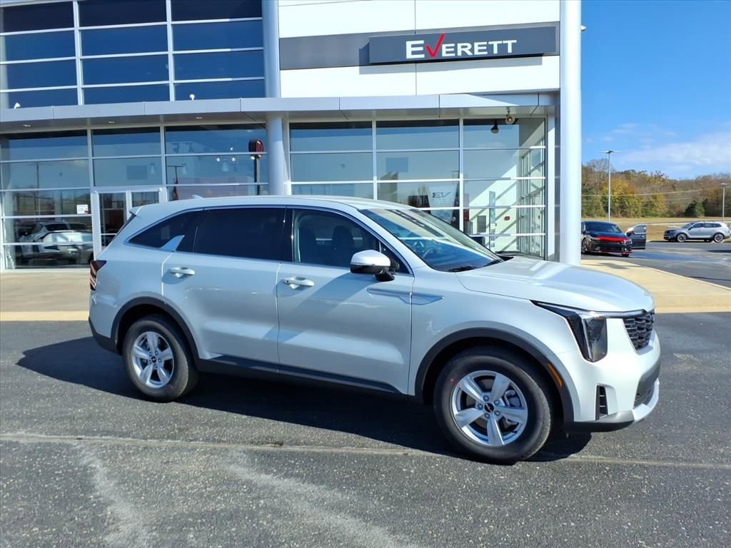 New 2026 Kia Sorento LX FWD image 3