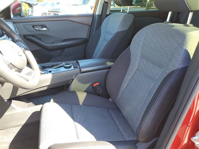 Used 2023 Nissan Rogue SV image 26