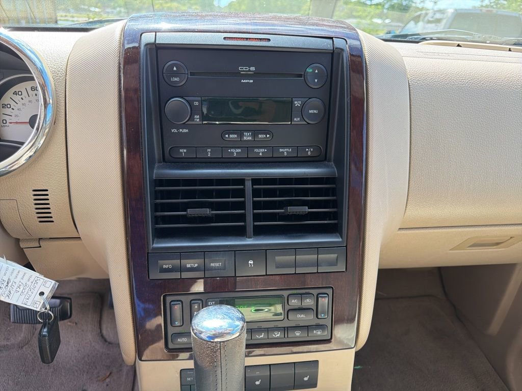 Used 2006 Ford Explorer Limited RWD image 12