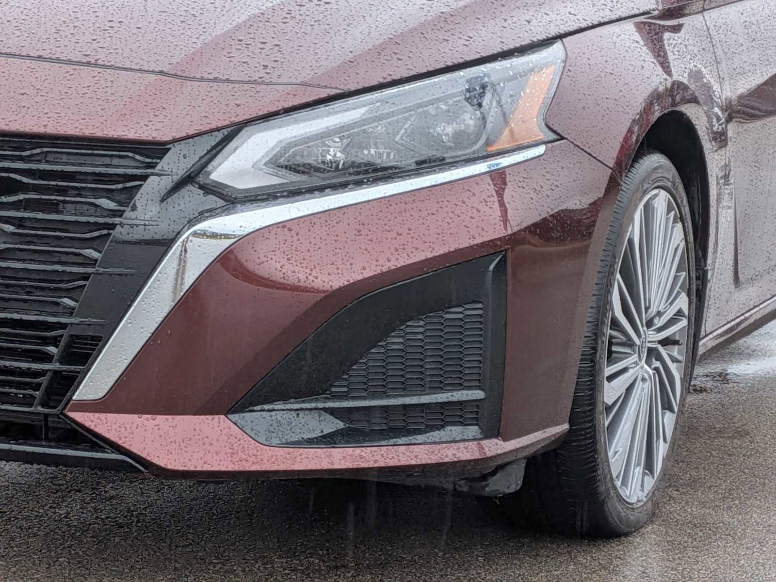 Used 2023 Nissan Altima 2.5 SL AWD/4WD image 11