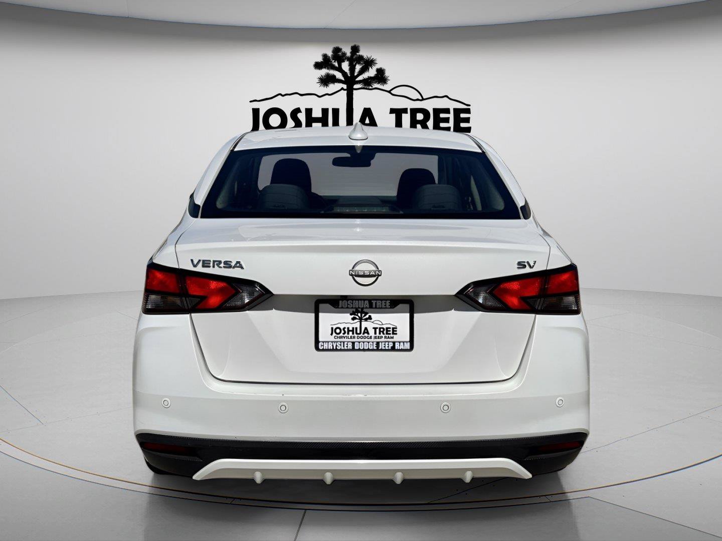 Used 2023 Nissan Versa SV FWD image 5