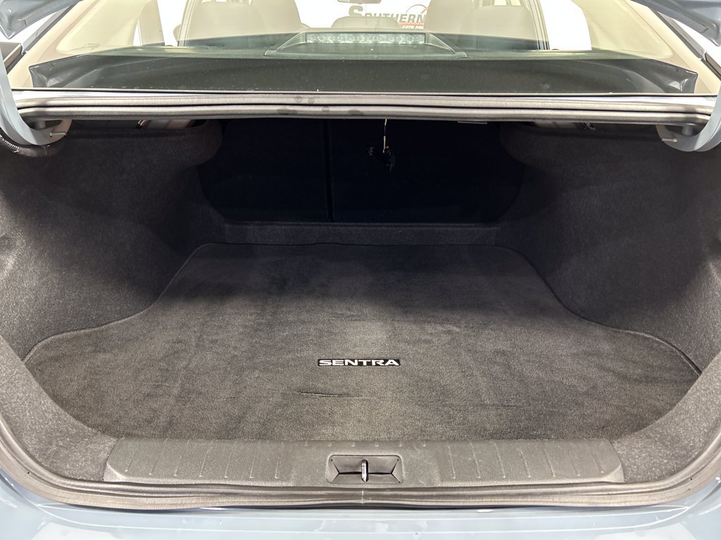 Used 2024 Nissan Sentra SV FWD image 19