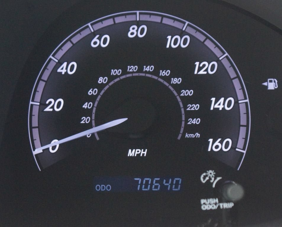 Used 2012 Toyota Avalon Limited FWD image 4