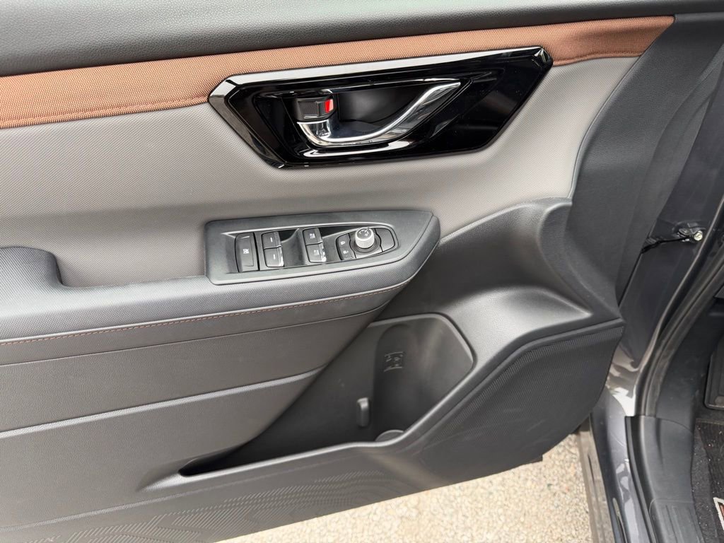 Used 2025 Subaru Forester Sport w/ Protection Package image 21