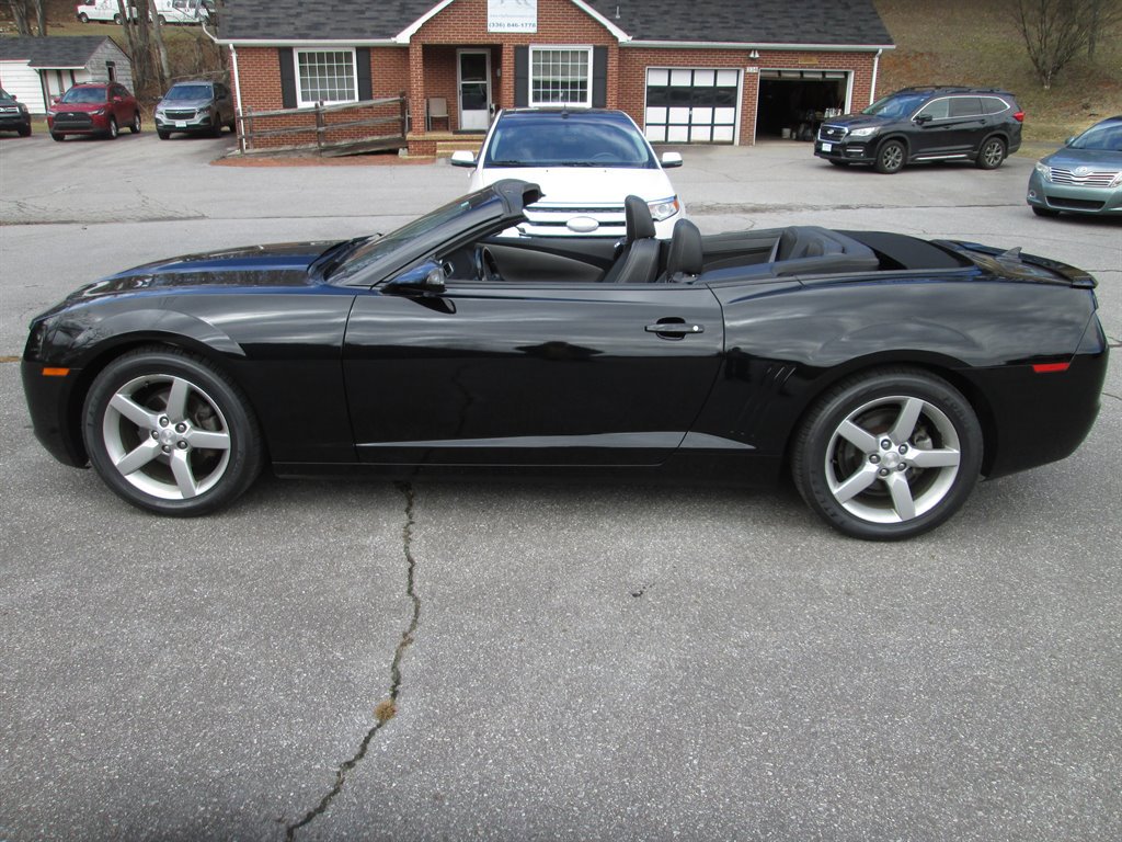 Used 2013 Chevrolet Camaro LT w/ RS Package image 2