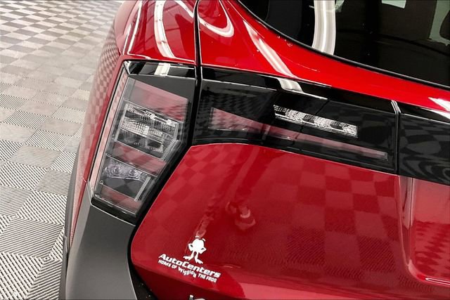 New 2026 Nissan Kicks SV image 17