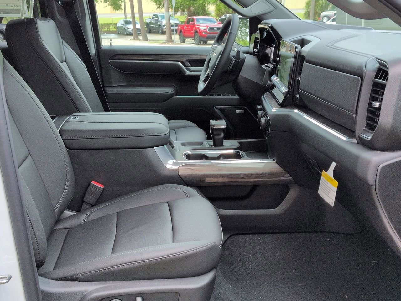 New 2026 Chevrolet Silverado 1500 LTZ w/ LTZ Convenience Package II AWD/4WD image 25
