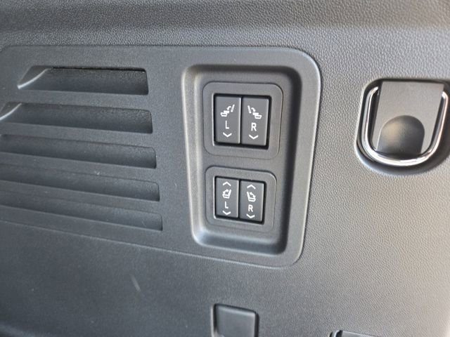 New 2026 GMC Acadia Denali w/ Super Cruise Package image 11