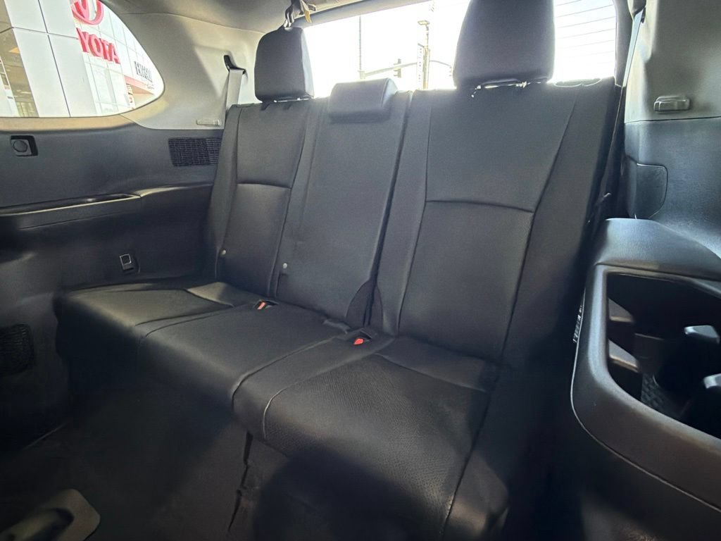 New 2026 Toyota Grand Highlander XLE FWD image 30