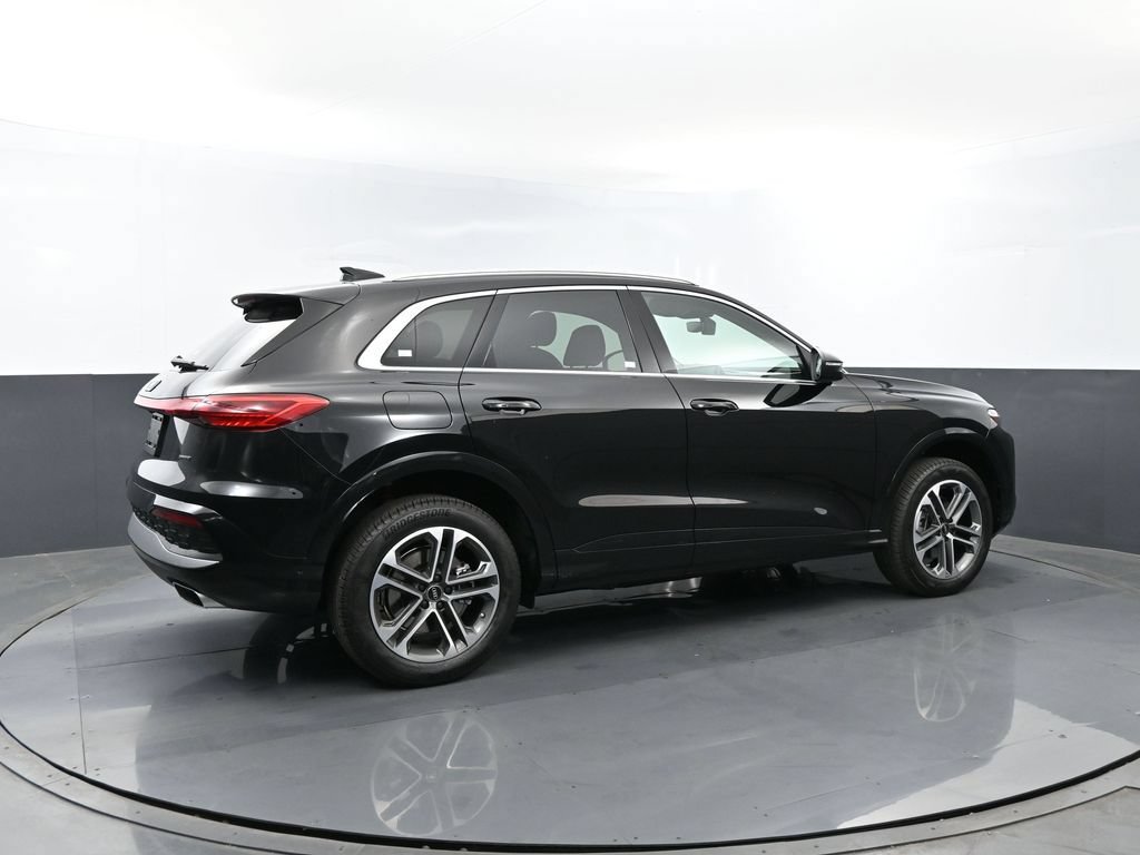 New 2026 Audi Q5 Premium AWD/4WD image 24