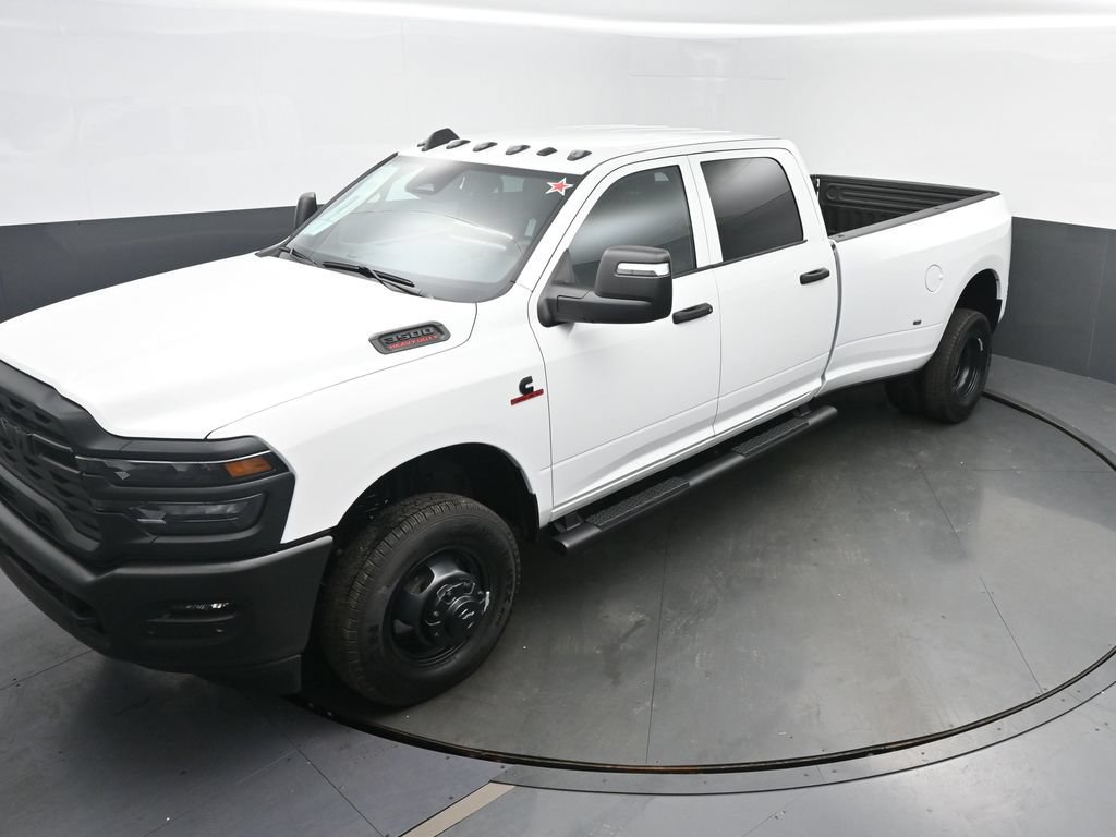 New 2026 RAM 3500 Tradesman AWD/4WD image 59